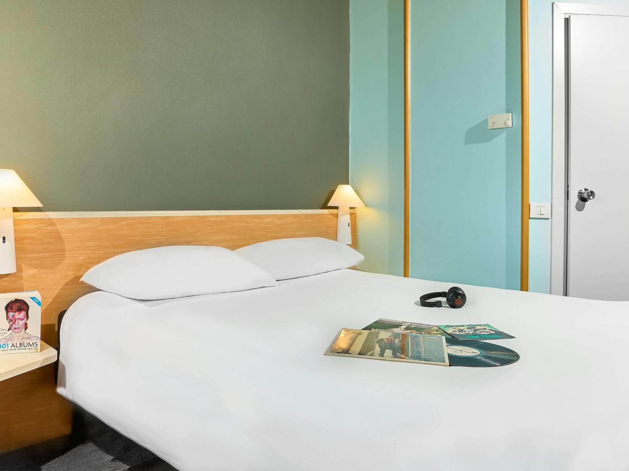 ไอบิส ฟิเรนเซ ปราโต เอสต์ Hotel กัมปีบีเซนซีโอ ภายนอก รูปภาพ