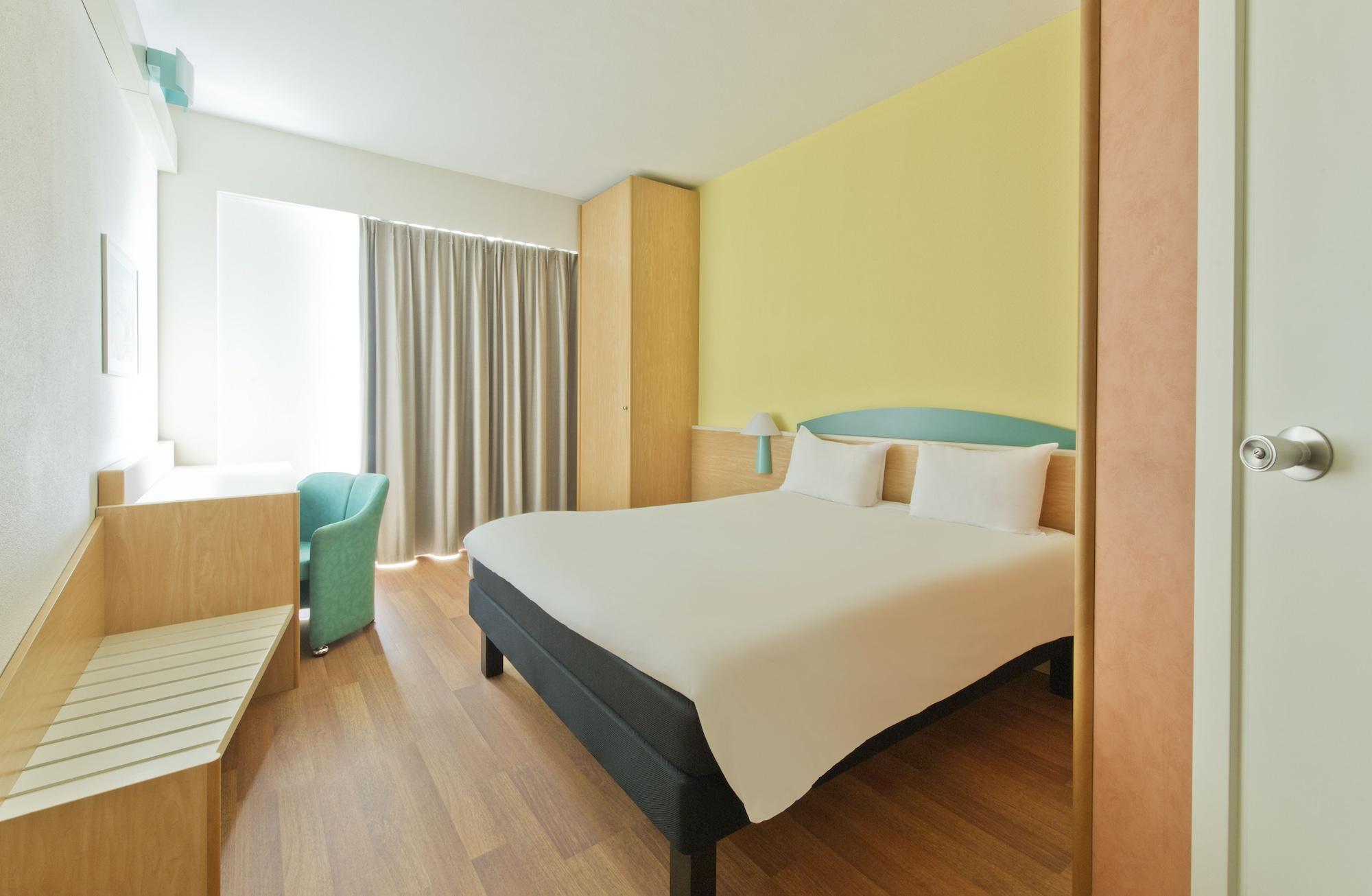 ไอบิส ฟิเรนเซ ปราโต เอสต์ Hotel กัมปีบีเซนซีโอ ภายนอก รูปภาพ