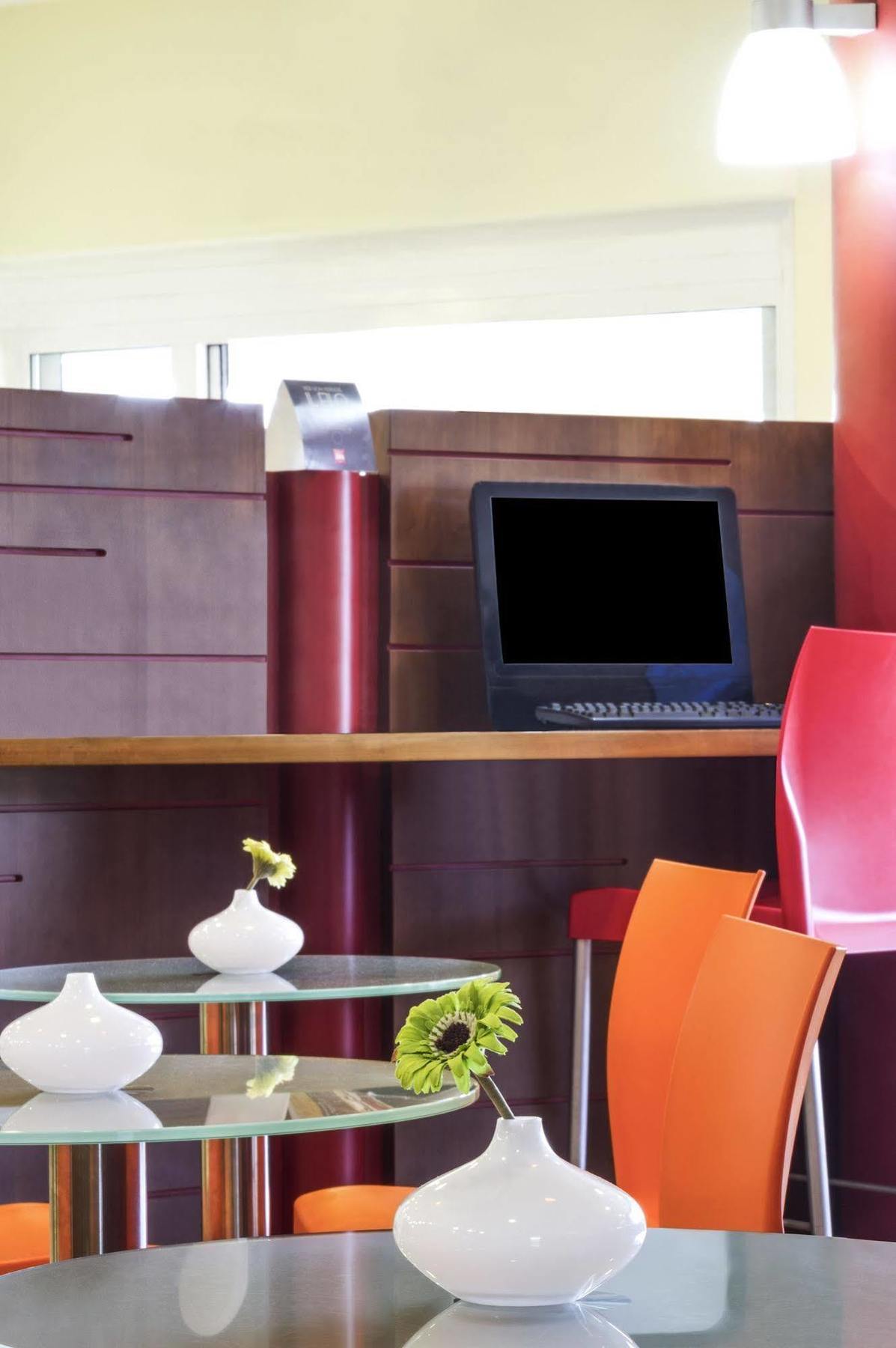 ไอบิส ฟิเรนเซ ปราโต เอสต์ Hotel กัมปีบีเซนซีโอ ภายนอก รูปภาพ